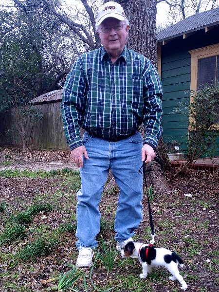 Boomer arrives at 710 N 11th St, Temple, TX 2017-02-04